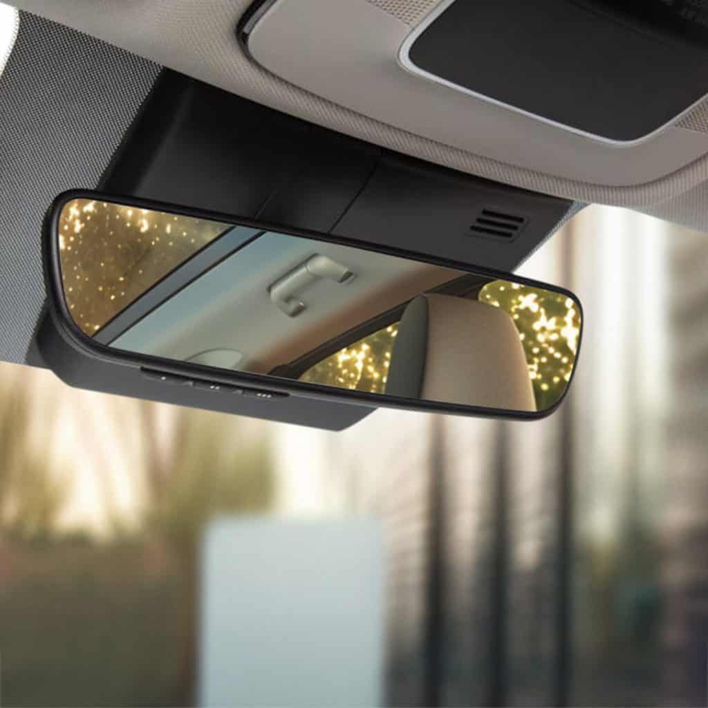 2024 Tucson Hybrid Limited auto-dimming rearview mirror with HomeLink