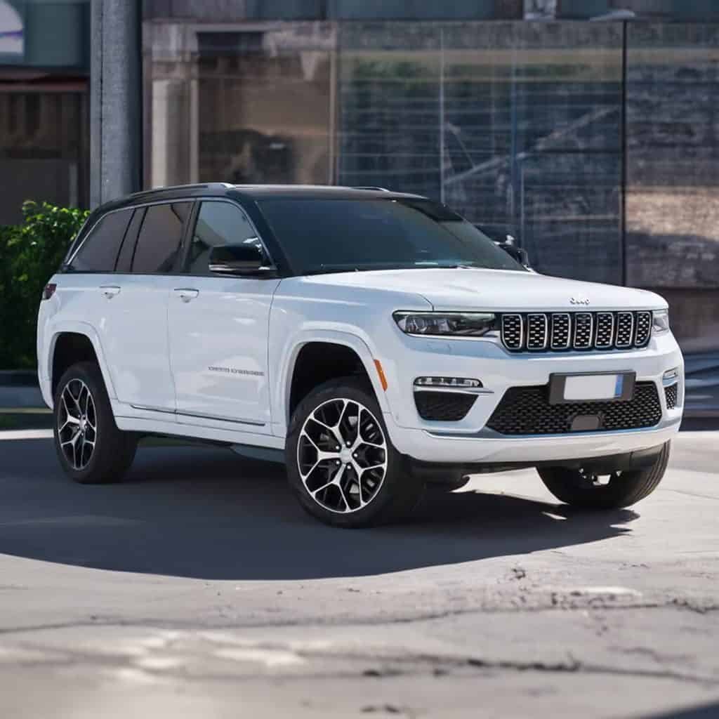 How do the 2024 full-size SUVs rate in terms of reliability and customer satisfaction