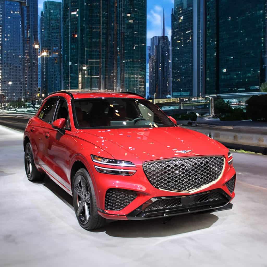 What are the top luxury 7-seater SUVs debuting in 2024 and 2025?