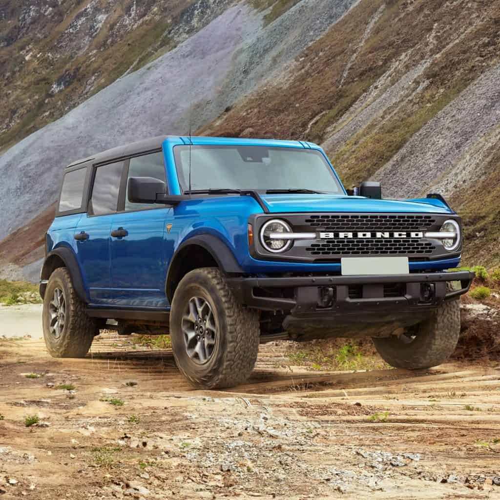 What are the top-rated 4x4 SUVs for off-road performance in 2024
