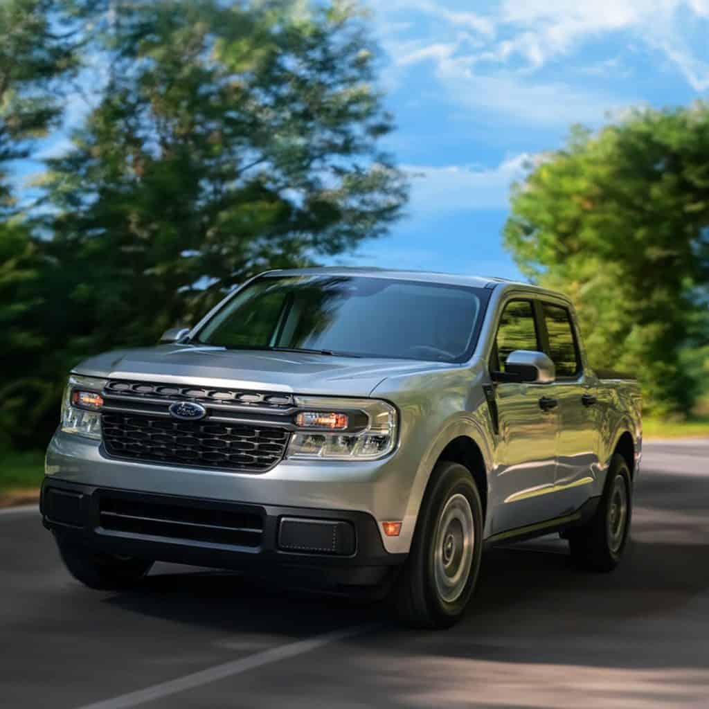 How do the safety ratings of midsize trucks for 2024 compare