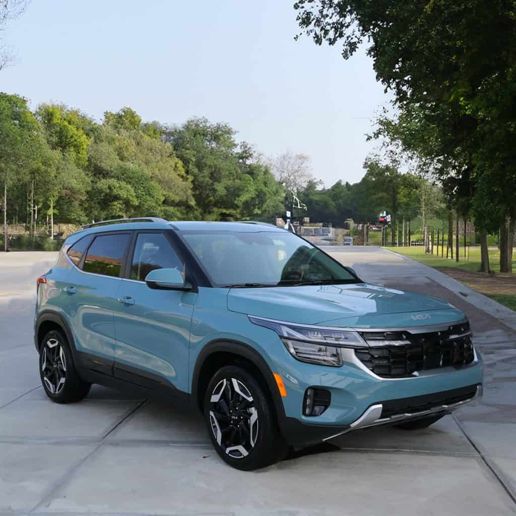 What are the luxury options available in Kia's 2024 SUV lineup