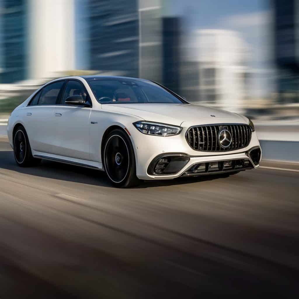 What are the most reliable full-size luxury car models expected in 2024 and 2025